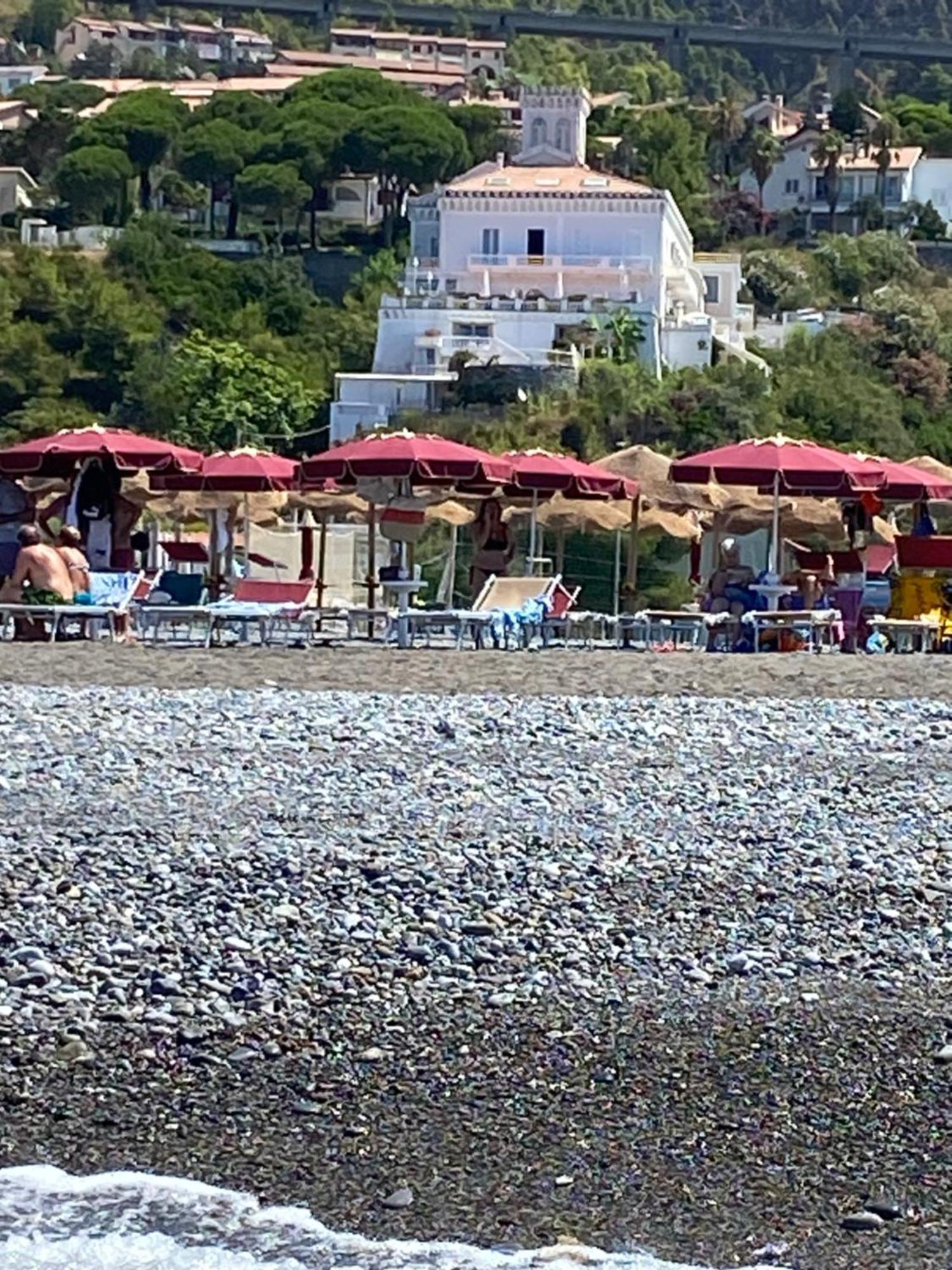 Appartamento Nel Fabbricato Denominato Il Castello Praia a Mare Exterior photo
